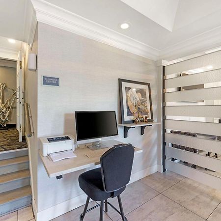 Best Western Brentwood Extérieur photo