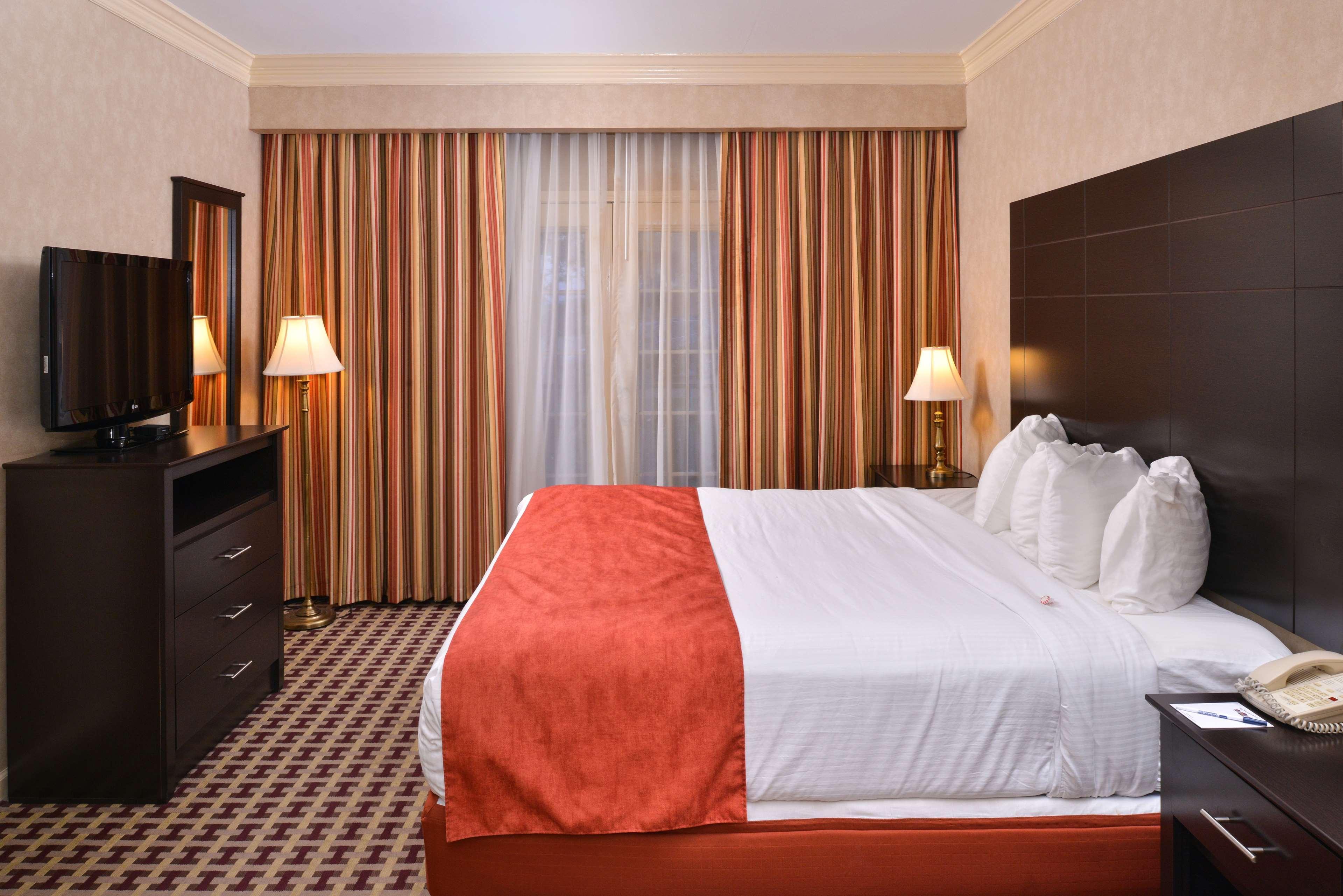 Best Western Brentwood Extérieur photo